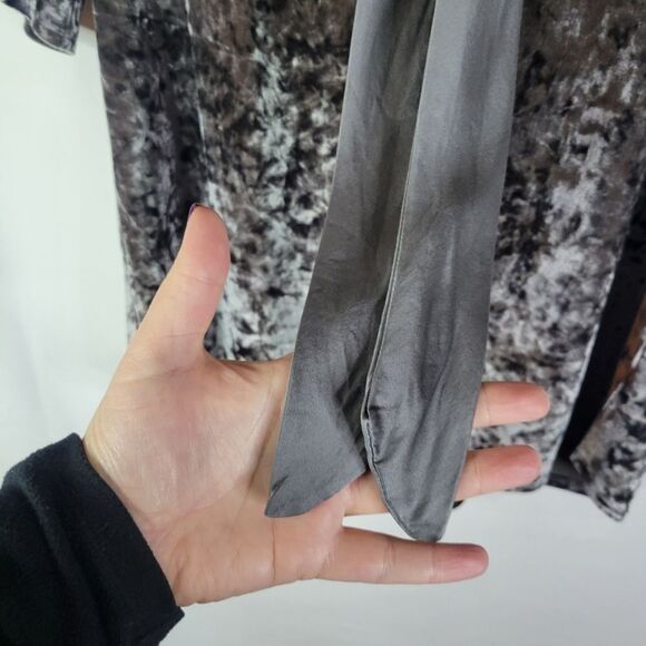 Beautifully Soft Silver Grey Velvet Top with Collar Bow Detail - Picture 5 of 10